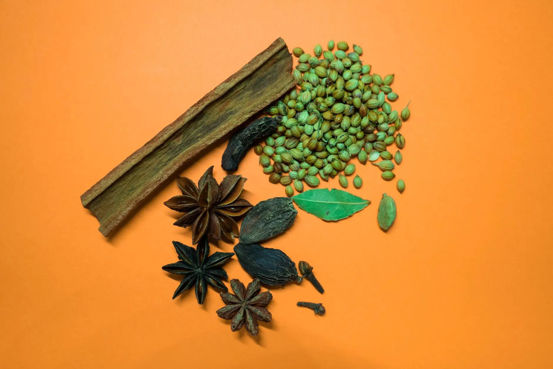 变频器与软启动器在工业节能改造中的协同应用方案