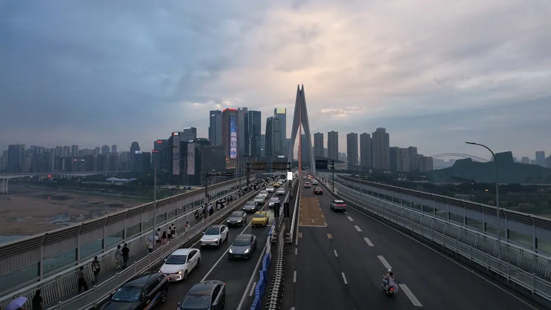 桂林煜荣伺服驱动器与步进驱动器性能对比及选型建议